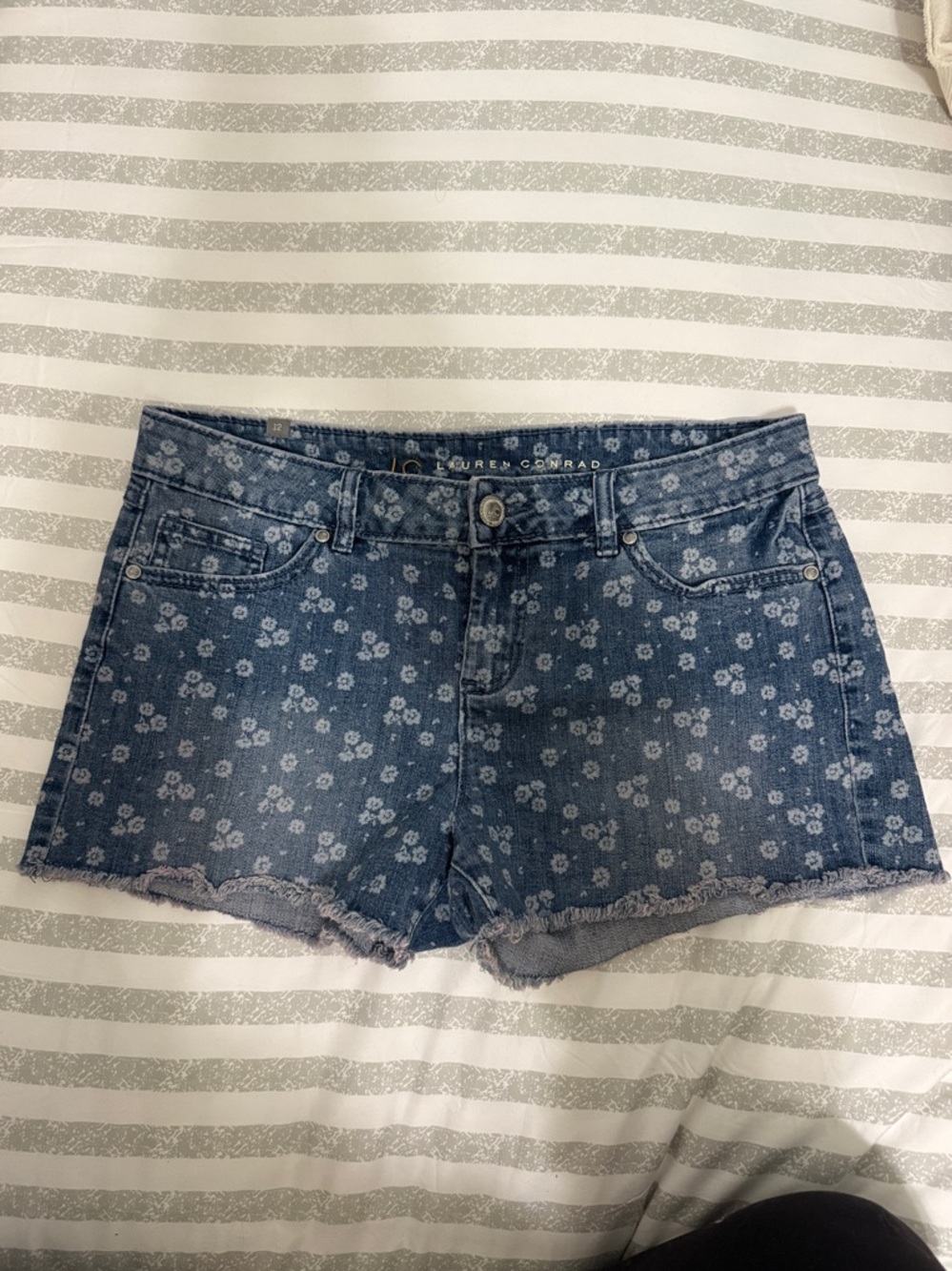 LC Lauren Conrad Blue Floral Print Denim Jean Shorts